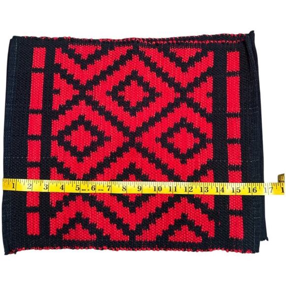 Red Black Woven Geo Diamond Pattern Placemats Set of 2 17" X 13.5" - Picture 2 of 2